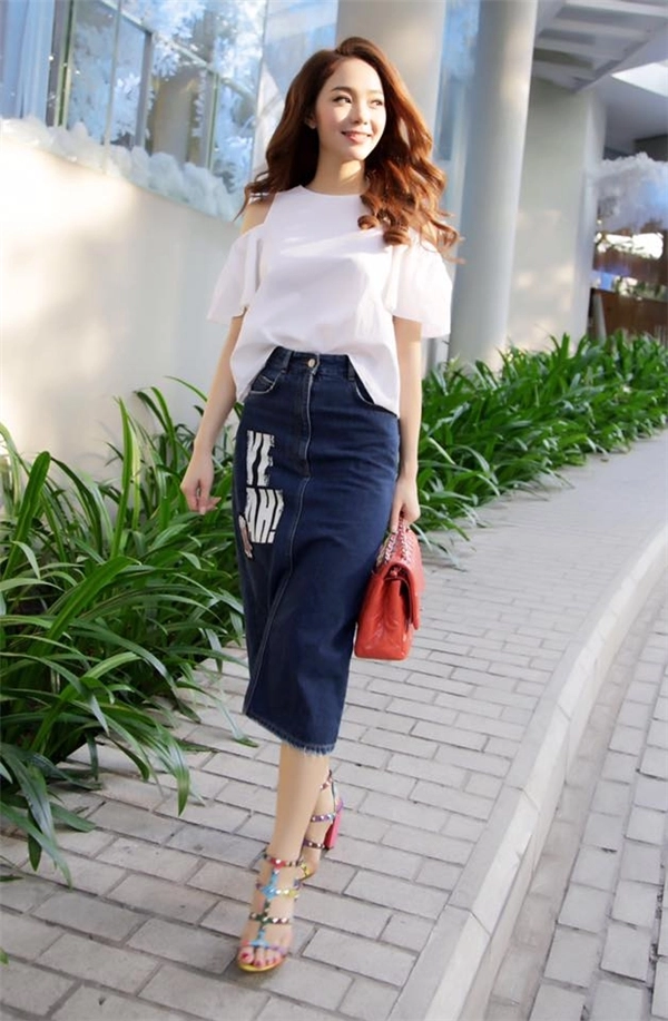Xuống phố cuối tuần điệu đà như hai nàng