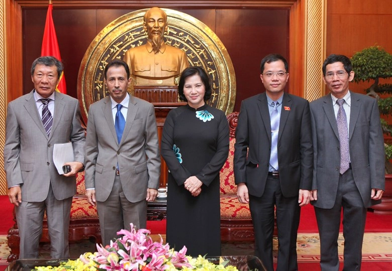 Áo dài đẹp mắt của chủ tịch qh nguyễn thị kim ngân