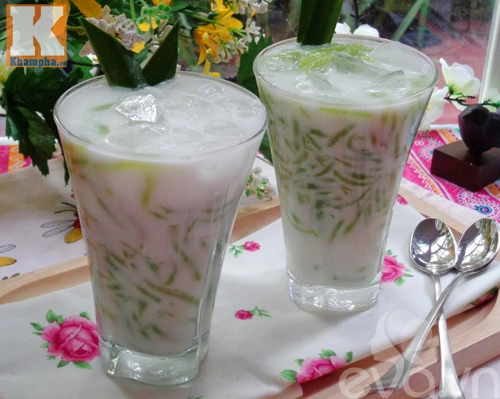 Chè bánh lọt nước cốt dừa thơm ngon cho gia đình