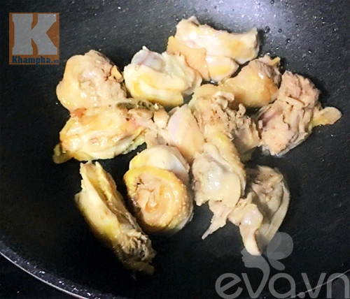 Gà rang sốt chua ngọt lạ miệng mà hấp dẫn cho bạn