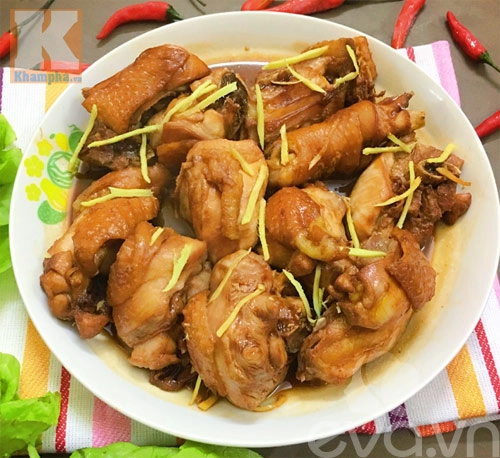 Gà rang sốt chua ngọt lạ miệng mà hấp dẫn cho bạn