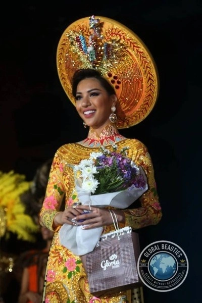 Khả trang được tôn vinh tại miss eco universe