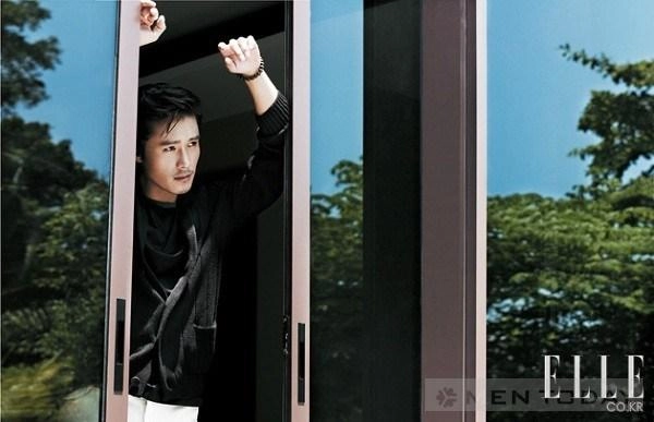 Ngôi sao chiếm lĩnh các tạp chí thời trang lee byung hun