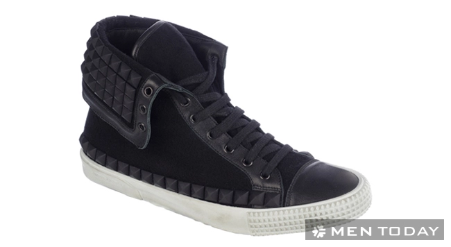 Sneakers trẻ trung và cá tính cho chàng