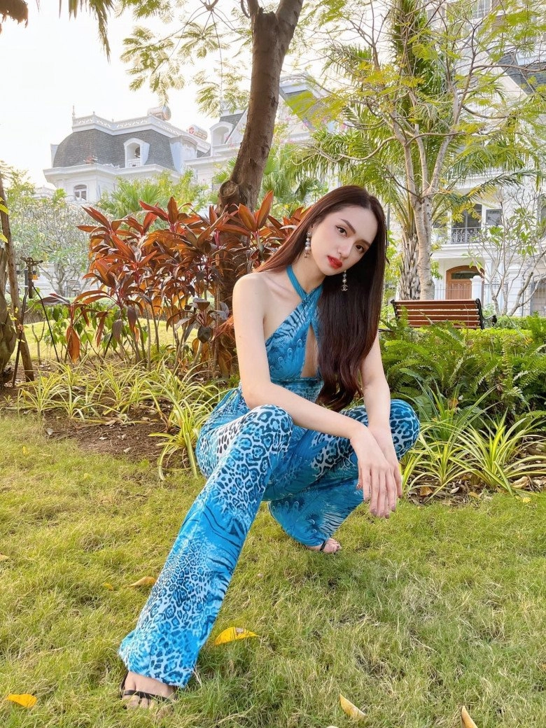 Hoa hậu hương giang với guu ăn mặc đỉnh nhất showbiz việt