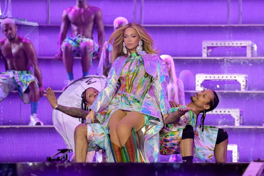 Beyonce không hổ danh là siêu sao sân khấu
