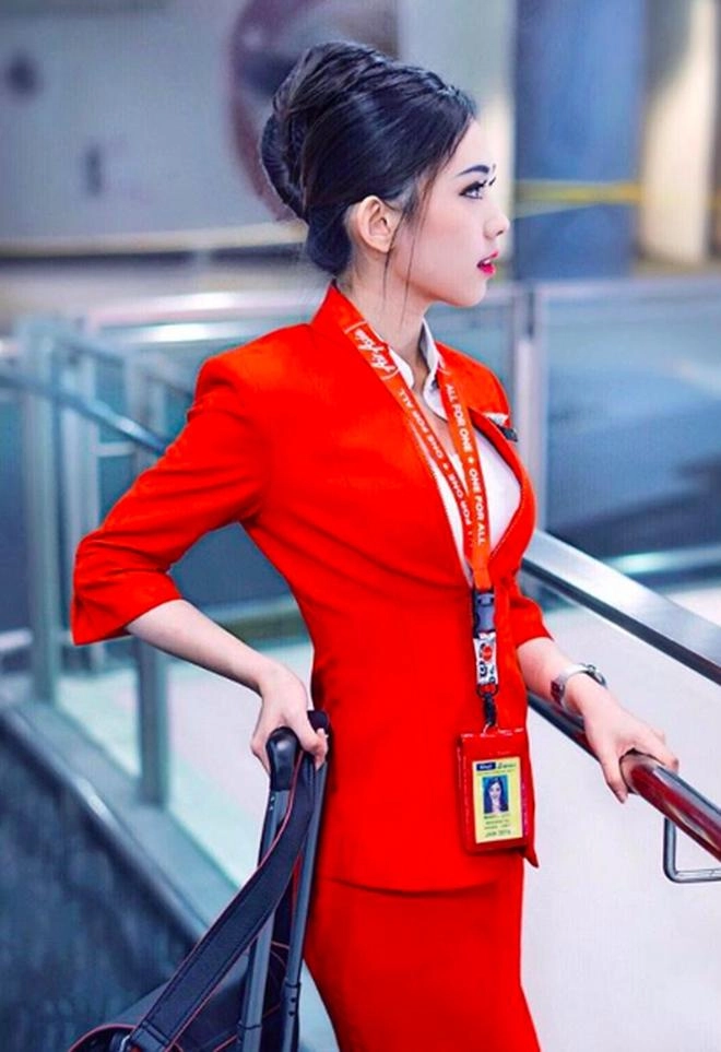 Rắc rồi đồng phục nữ tiếp viên hàng không
