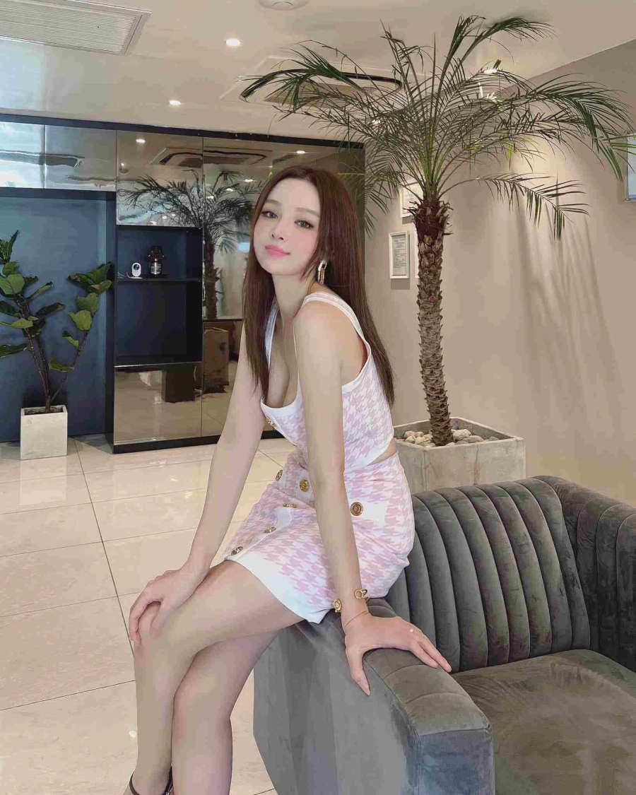 Say đắm vẻ đẹp của cựu hot girl tâm tít