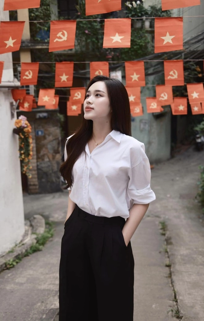 Street style sao việt trong ngày thống nhất đất nước