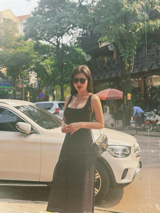 Street style sao việt trong ngày thống nhất đất nước