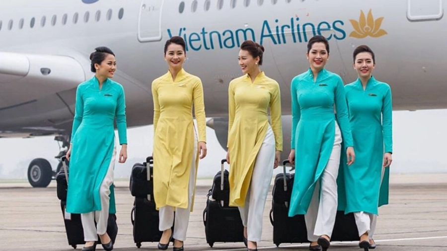 Trang phục của tiếp viên hàng không vietnam airlines qua các thời kỳ