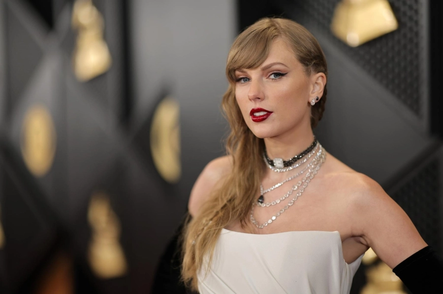 Taylor swift gây tranh cãi với phong cách thời trang