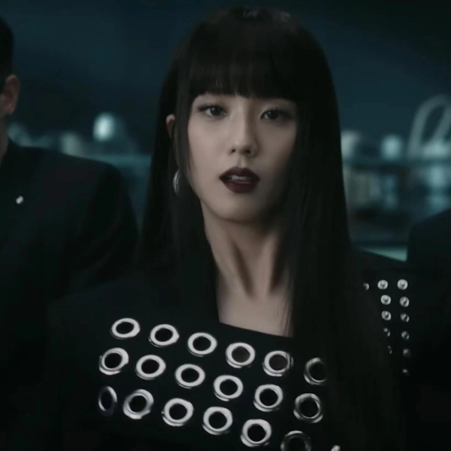 Nhan sắc ấn tượng của jisoo trong mv mới