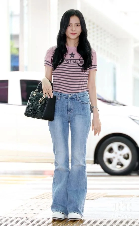 Những kiểu quần dài tôn dáng đáng có trong tủ đồ như jisoo blackpink