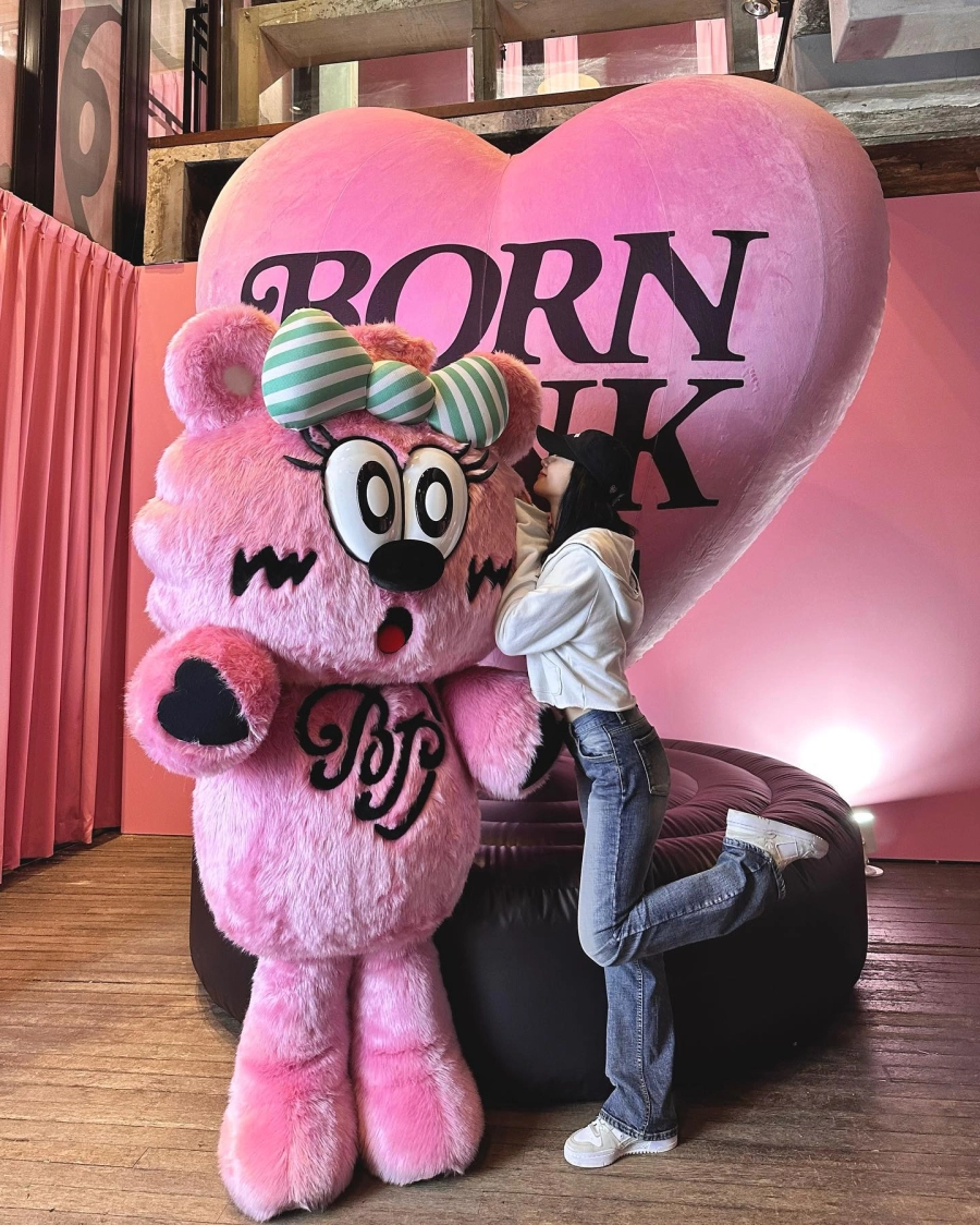 Những kiểu quần dài tôn dáng đáng có trong tủ đồ như jisoo blackpink