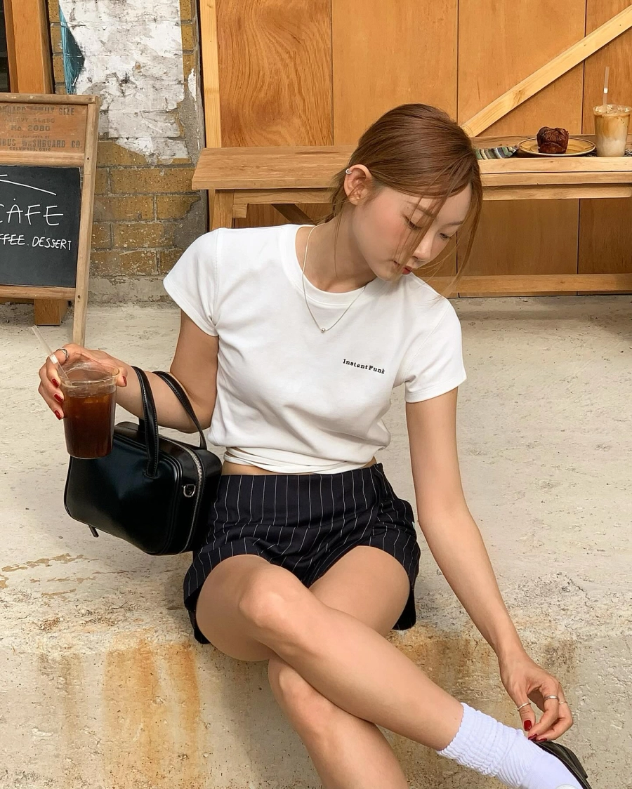 Outfit biến nàng công sở thành ngôi sao thời trang