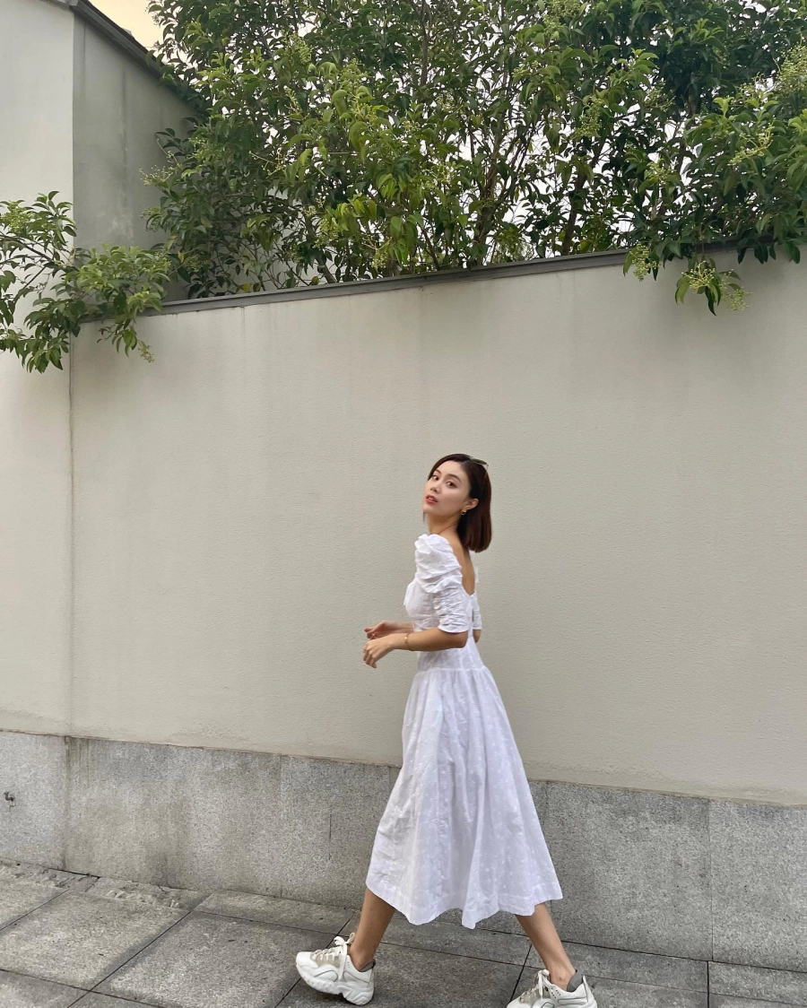 Nàng tóc ngắn đẹp xuất sắc từ visual tới phong cách nếu tủ đồ có 5 món thời trang- Ảnh 9. 5 món thời trang giúp nàng tóc ngắn đẹp xuất sắc