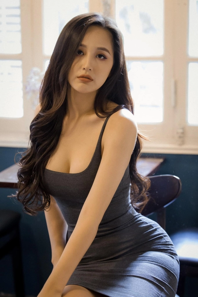 Được ví như Lưu Diệc Phi Việt Nam, vẫn có 1 điểm nàng hậu này muốn thay đổi trên khuôn mặt- Ảnh 10. Hoa hậu mai phương thúy vẫn muốn trùng tu nhan sắc