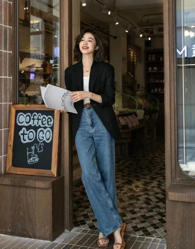 Mix quần jeans sao cho hiện đại 