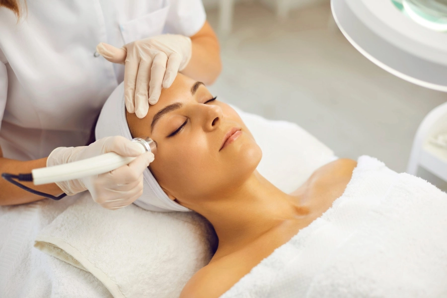 Không cần botox hay filler, đây chính là cách tăng sinh collagen tự nhiên, vết chân chim và nếp nhăn mắt cũng bị xóa mờ- Ảnh 4. Cách tăng sinh collagen tự nhiên vết chân chim và nếp nhăn mắt cũng bị xóa mờ