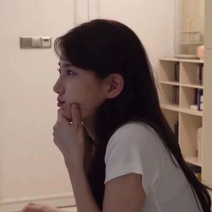 Suzy để mặt mộc kéo gần 2 triệu lượt vào hóng- Ảnh 3. Mặt mộc của suzy hút 2 triệu người xem