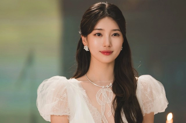 Suzy để mặt mộc kéo gần 2 triệu lượt vào hóng- Ảnh 14. Mặt mộc của suzy hút 2 triệu người xem