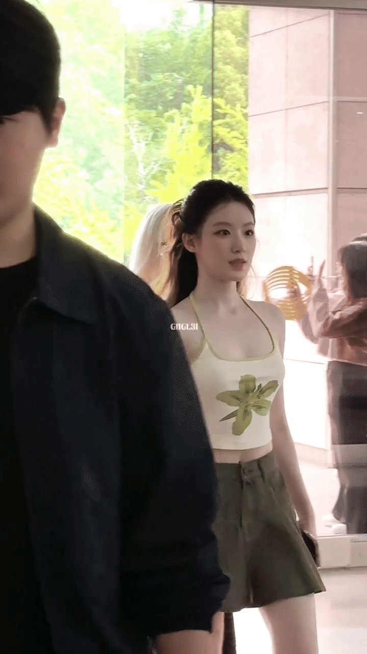 Vẻ đẹp tự nhiên của shuhua diệp thư hoa