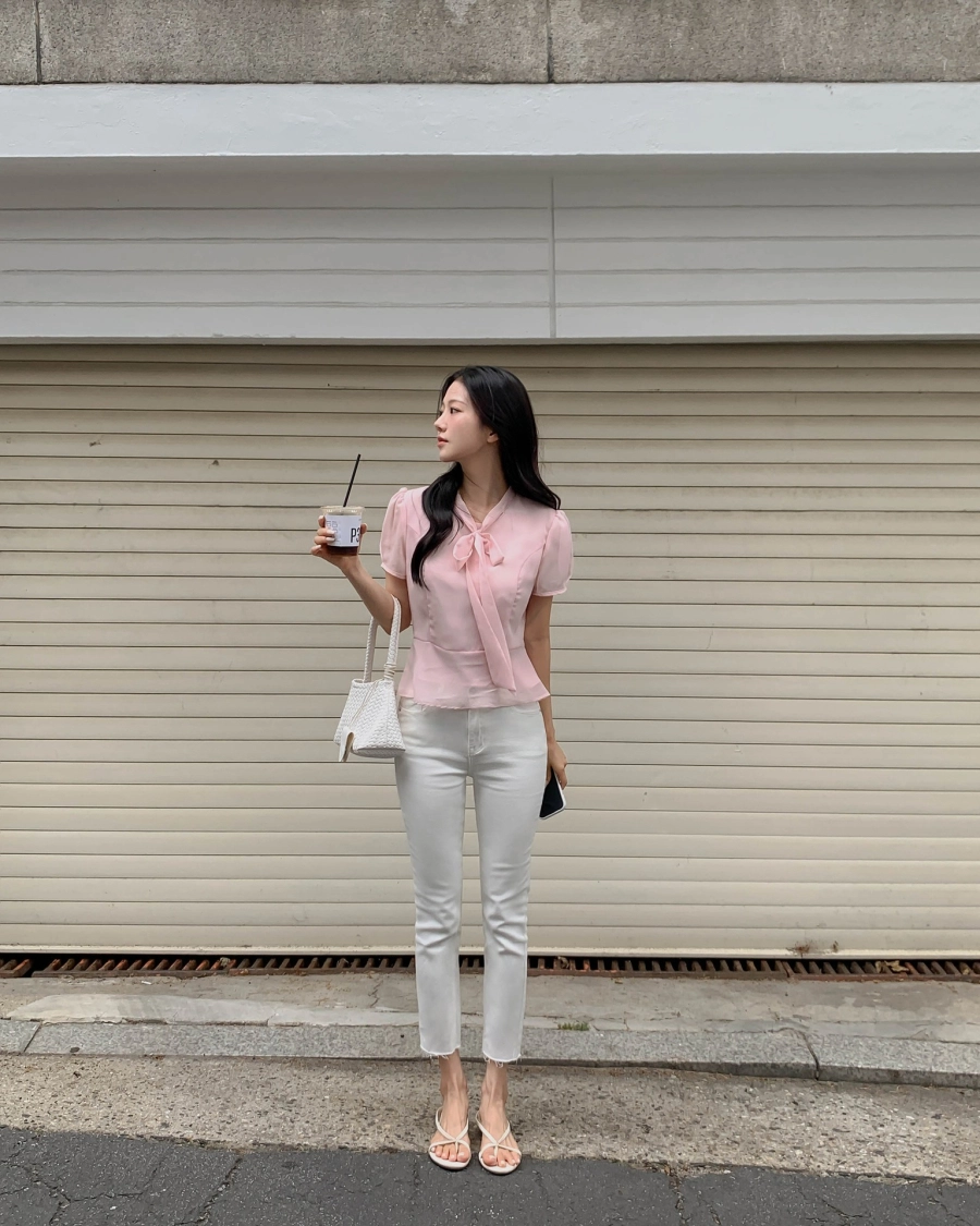 Mix quần dài hoàn hảo với đôi giày bệt