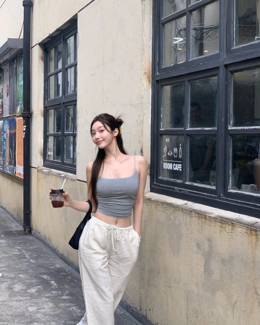 Vì sao phụ nữ Hàn ít tăng cân? 4 bí quyết bạn có thể áp dụng ngay- Ảnh 1. 4 bí quyết hạn chế tăng cân của phụ nữ hàn