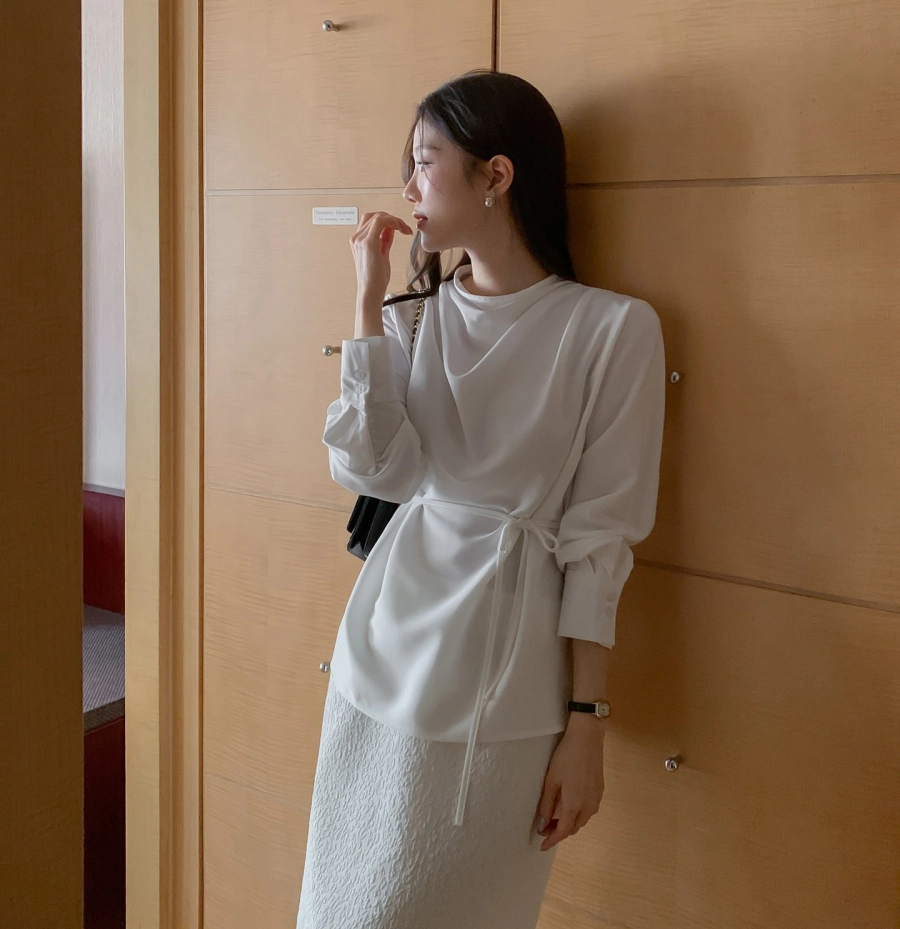 Lưu ý khi diện item quốc dân cho phụ nữ 30