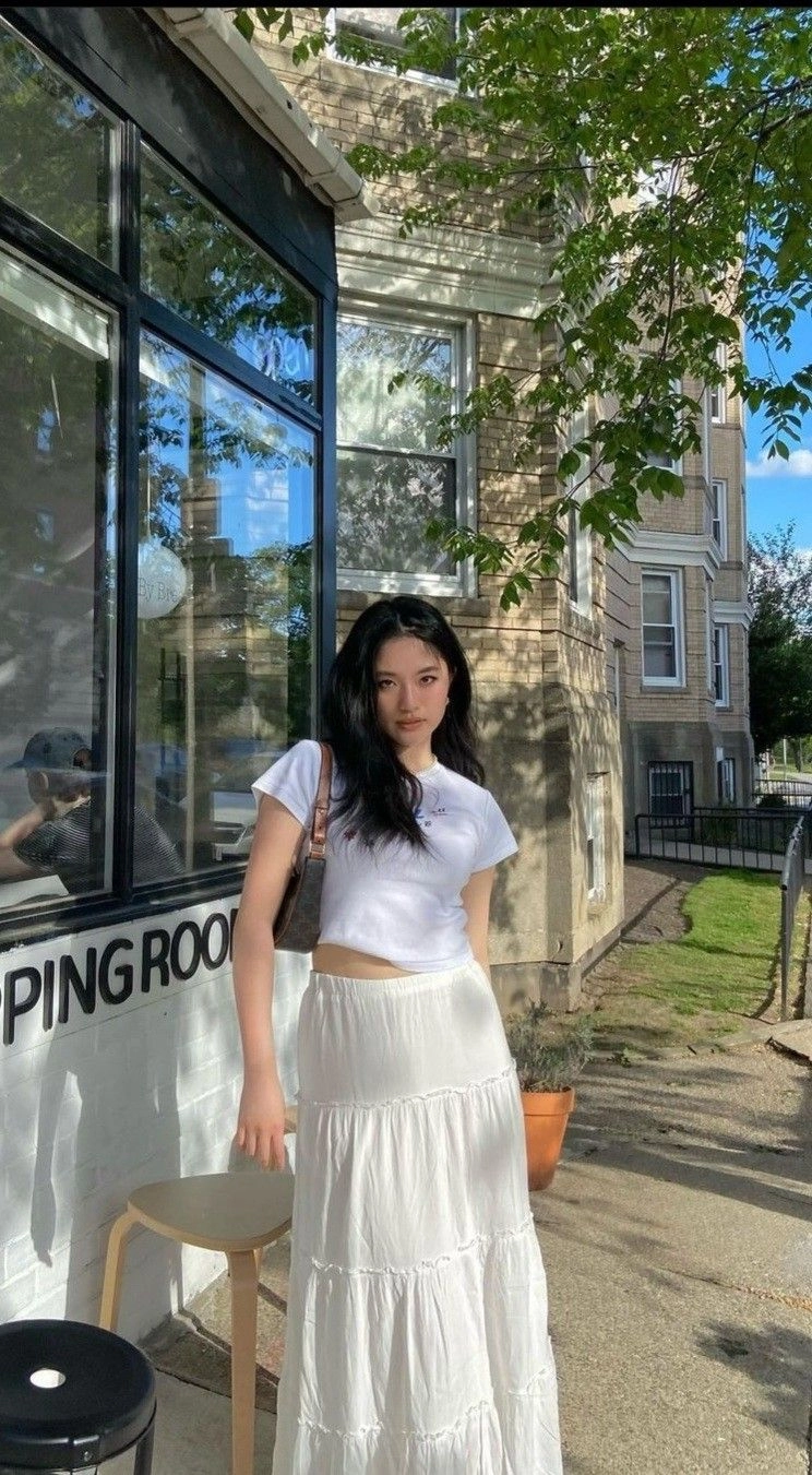Trend diện đồ nhạt như nước lọc phủ sóng mxh