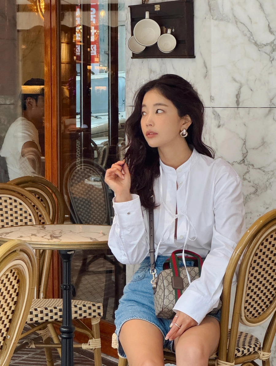 Cao thủ mặc đẹp 42 tuổi gợi ý 10 set đồ sáng màu chuẩn tinh tế, hack tuổi đỉnh cao- Ảnh 3. Tuyệt chiêu mặc đẹp giành cho quý cô 40
