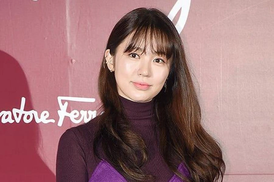 Bí quyết để có mái tóc dày dặn khỏe đẹp của yoon eun-hye