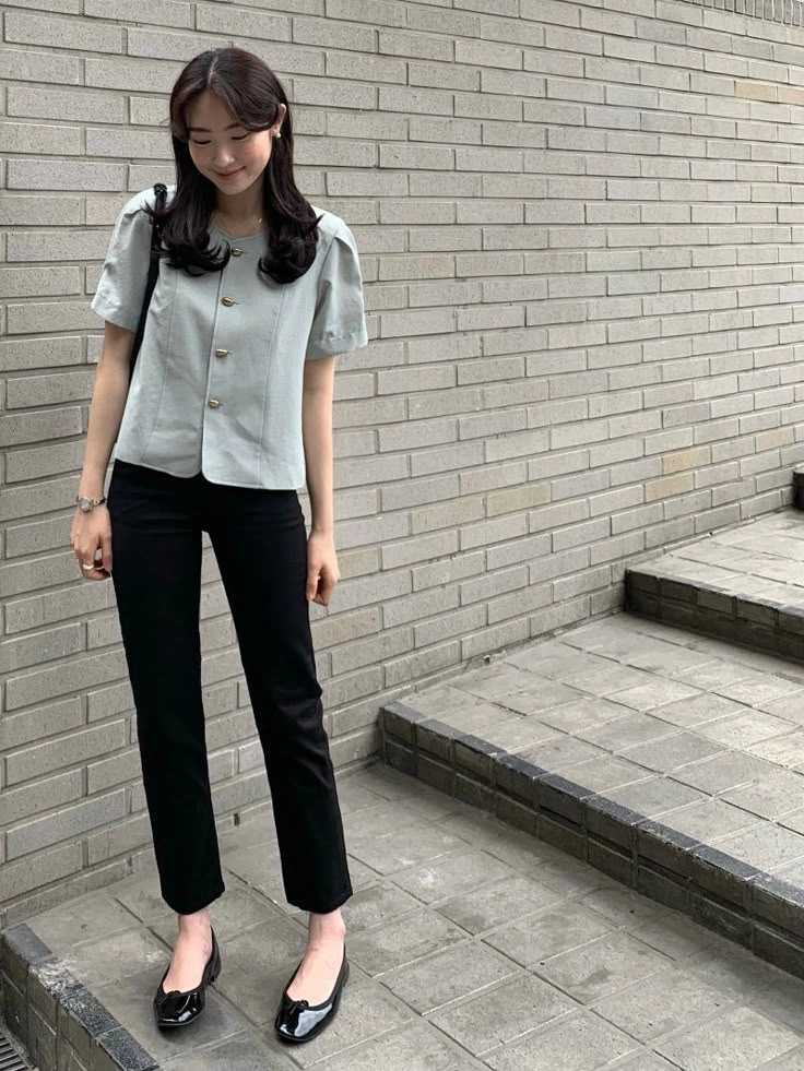 Chiếc quần hại dáng chị em công sở