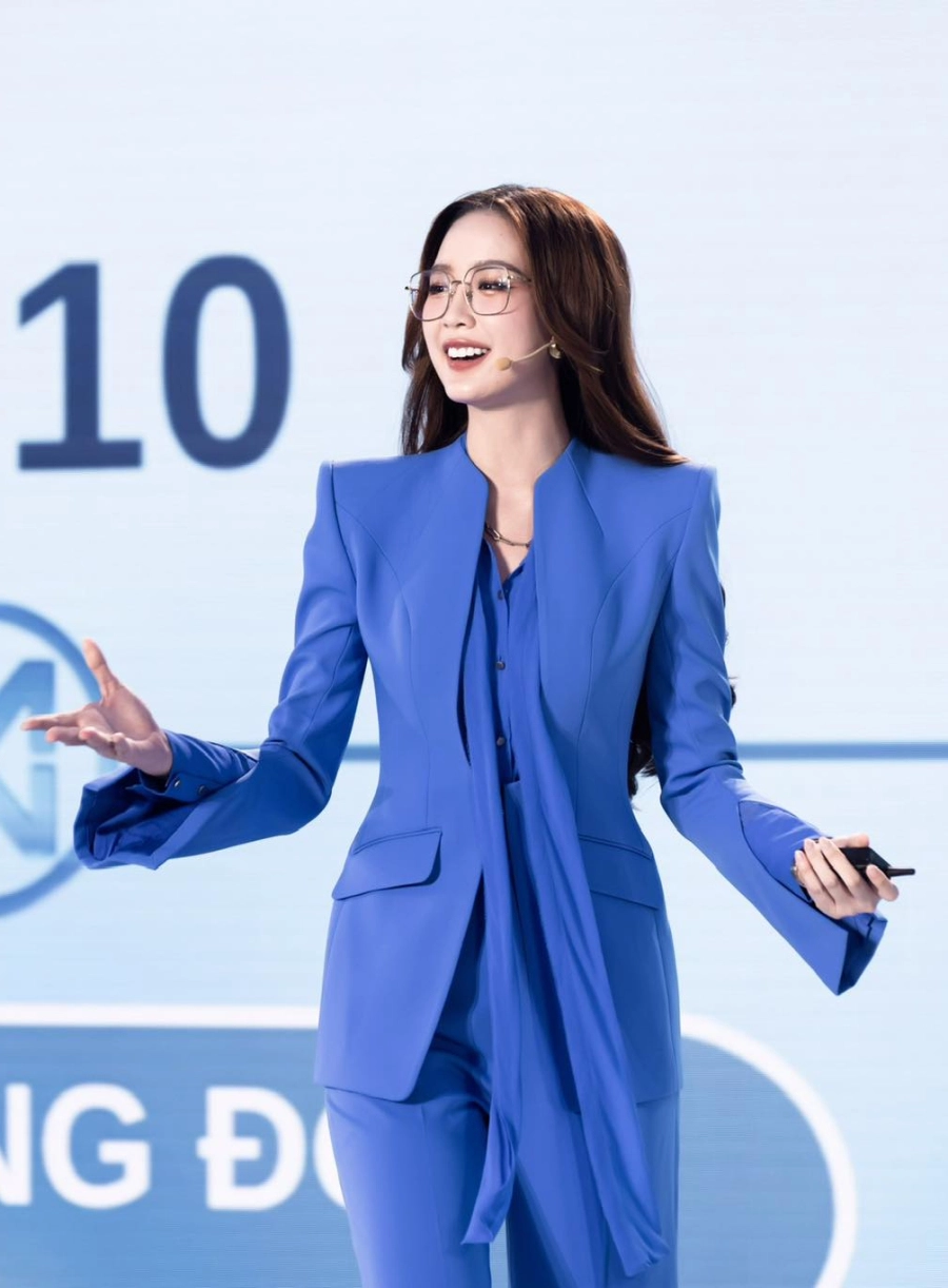 hào quang của hoa hậu lê nguyễn bảo ngọc