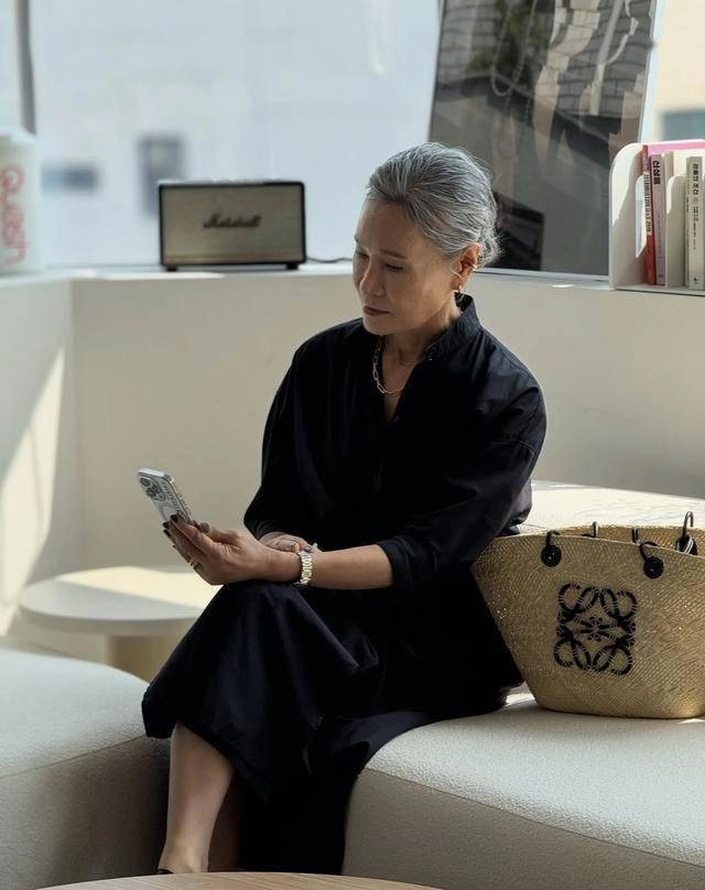 Học bí kíp mặc đẹp từ fashionista 70