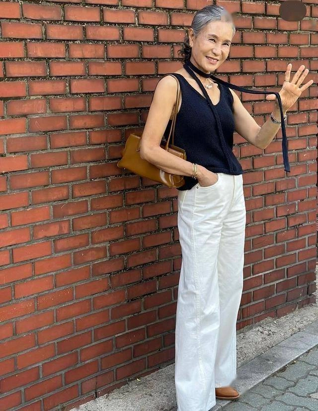 Học bí kíp mặc đẹp từ fashionista 70