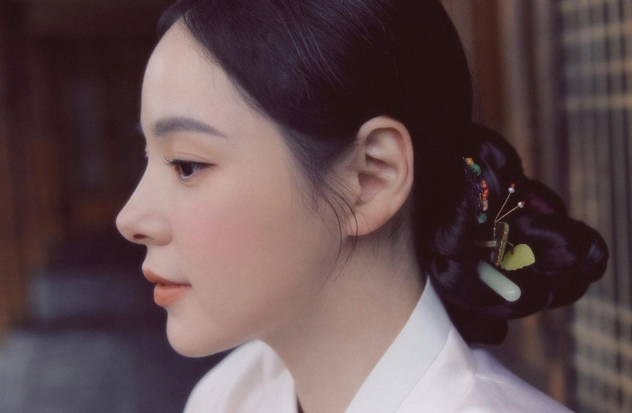 Min hyo rin phân trần về phàn nàn vóc dáng