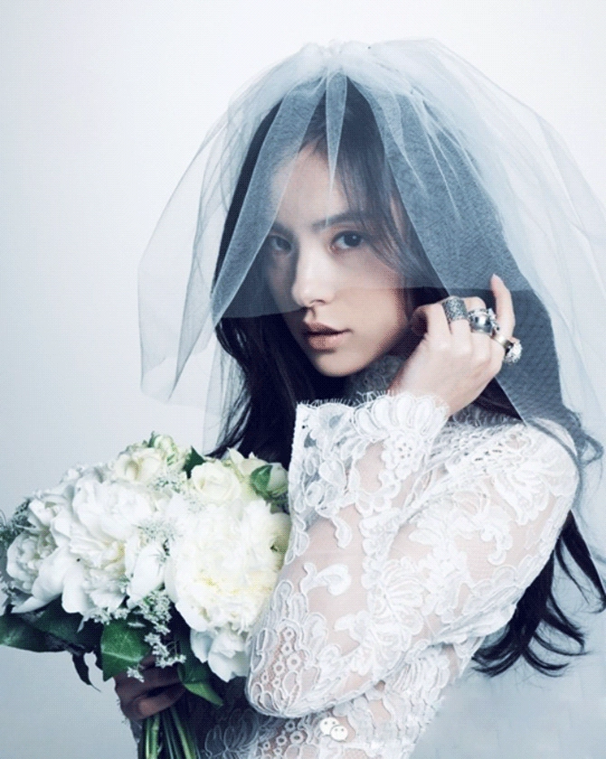 Min hyo rin phân trần về phàn nàn vóc dáng