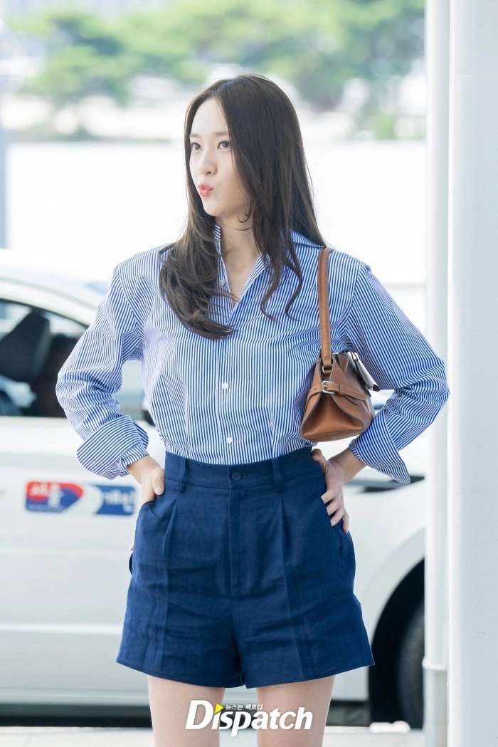 Nụ cười ngượng ngùng của công chúa băng giá krystal